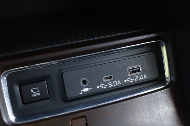 2025 Subaru Ascent Touring photo 30