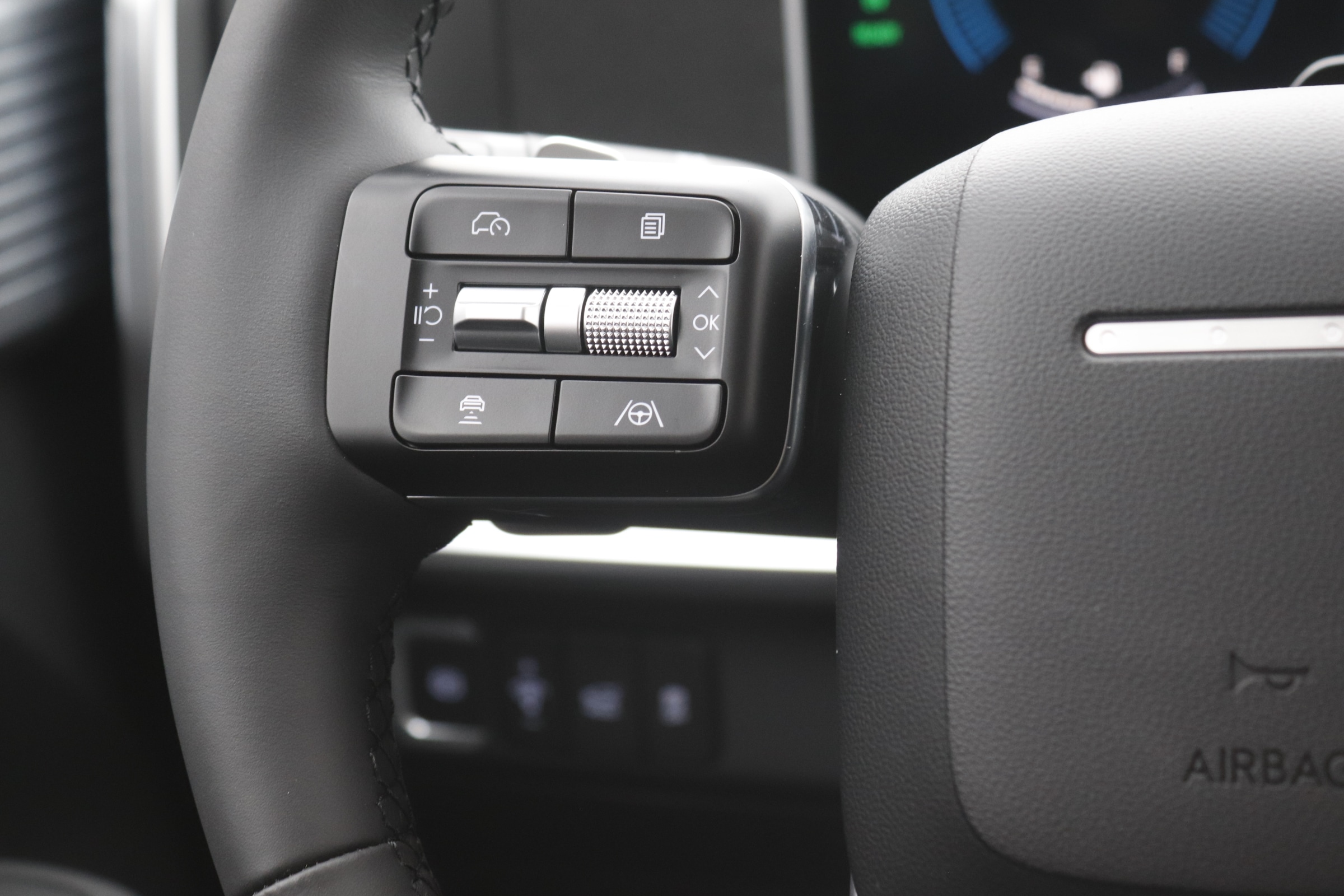 2026 Hyundai Santa Fe SEL - Photo 17