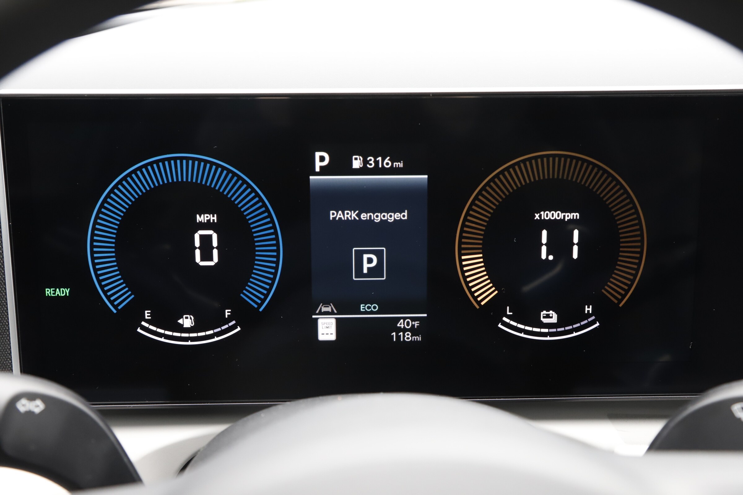 2026 Hyundai Tucson Blue SE - Photo 29
