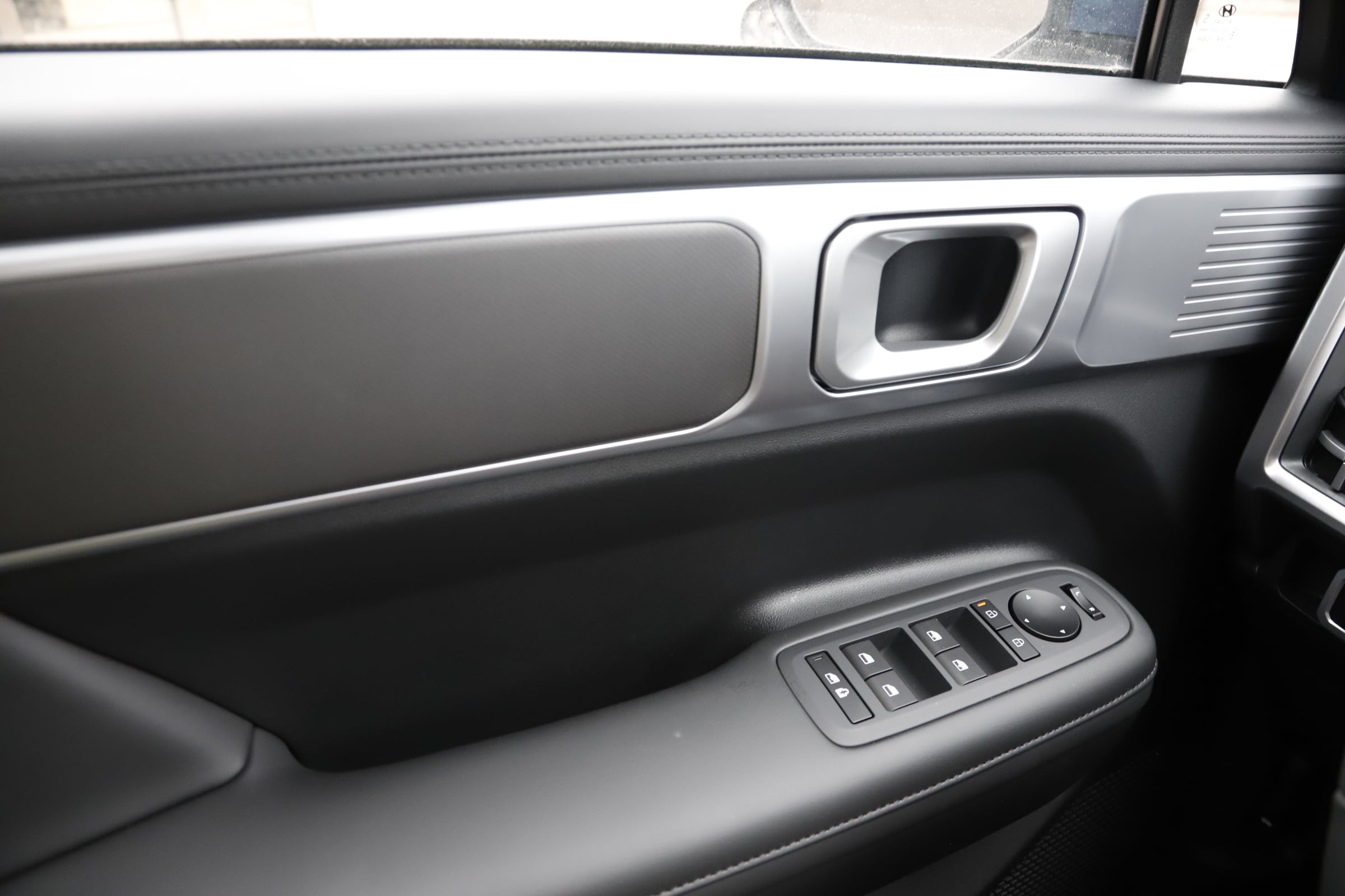 2026 Hyundai Santa Fe SEL - Photo 24