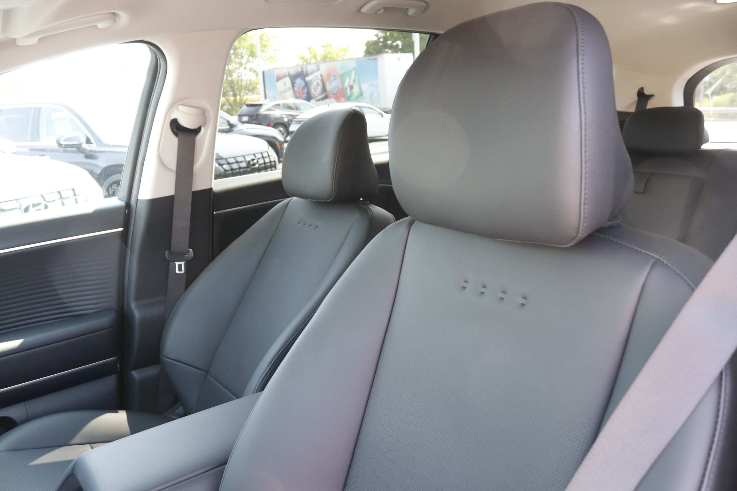 2026 Hyundai IONIQ 9 SEL - Photo 12