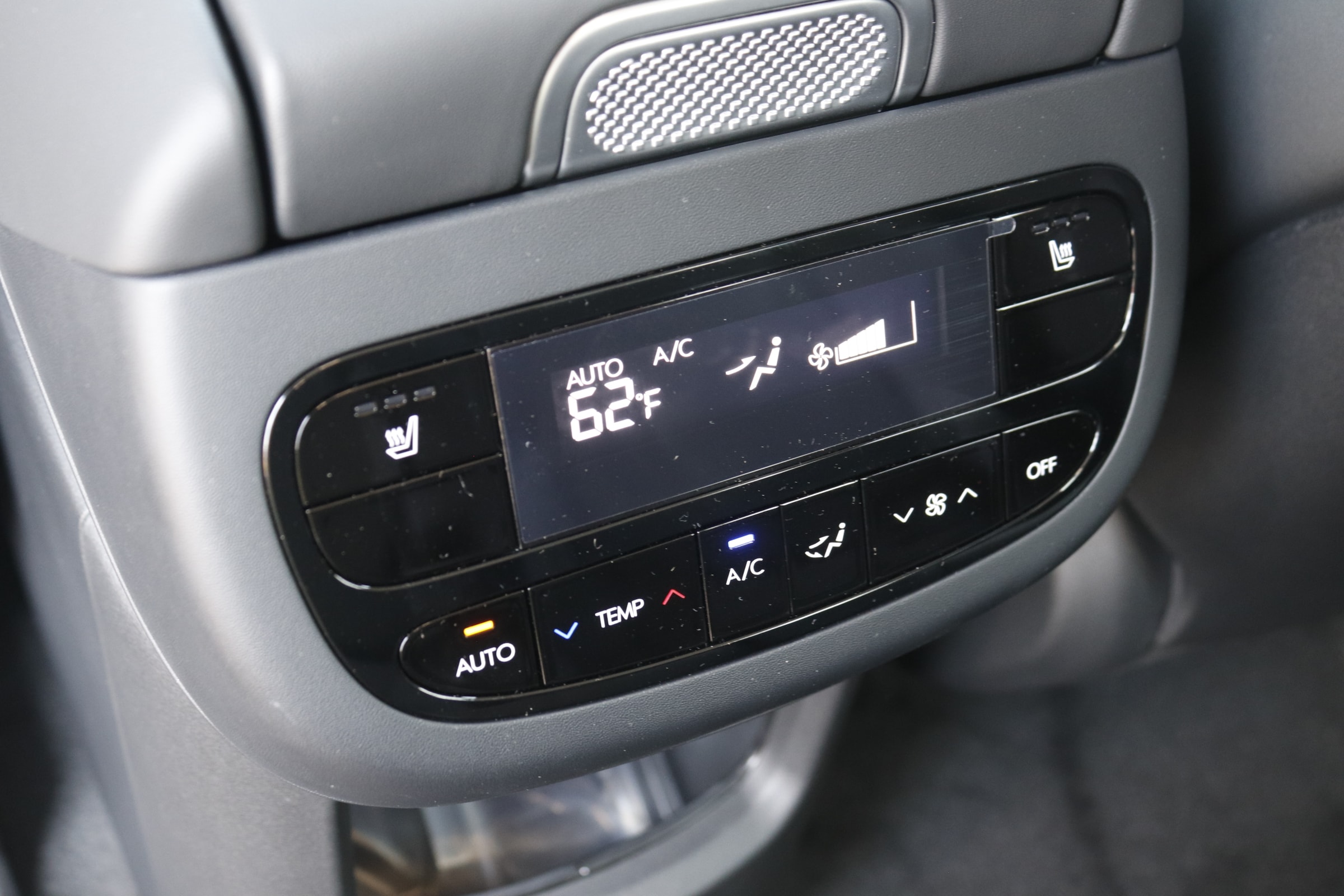 2026 Hyundai IONIQ 9 SEL - Photo 15