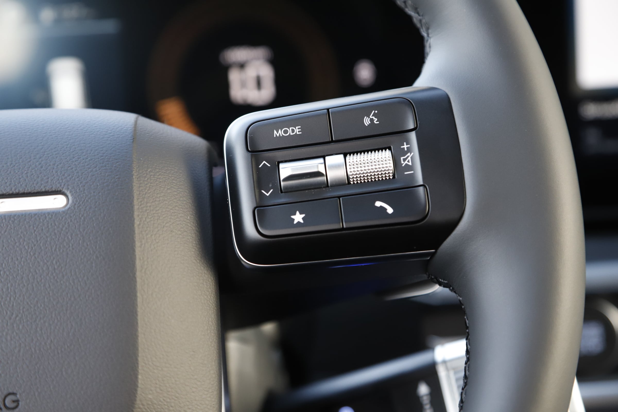 2026 Hyundai Santa Fe SEL - Photo 18