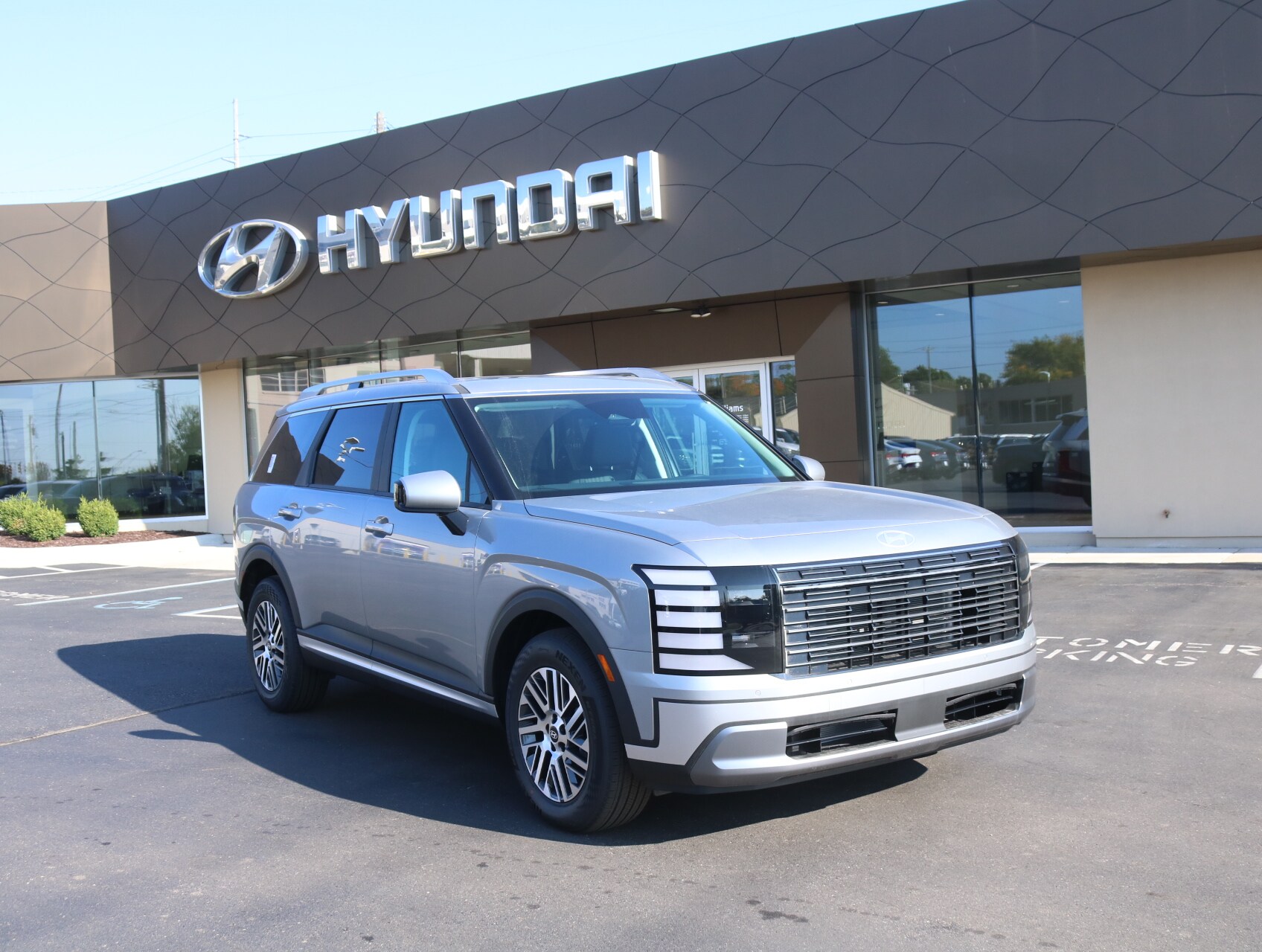 2026 Hyundai Tucson SE photo 4