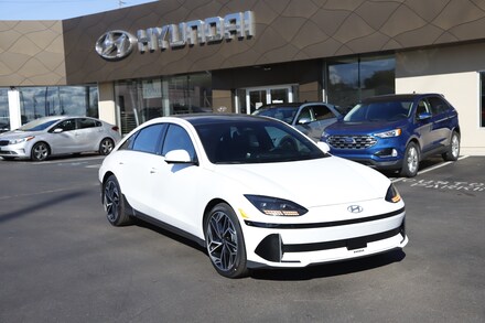 2025 Hyundai IONIQ 6 Limited Car