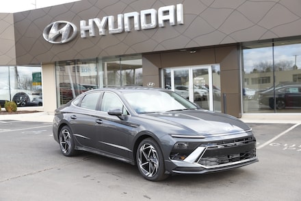 2026 Hyundai Sonata SEL Sport Car