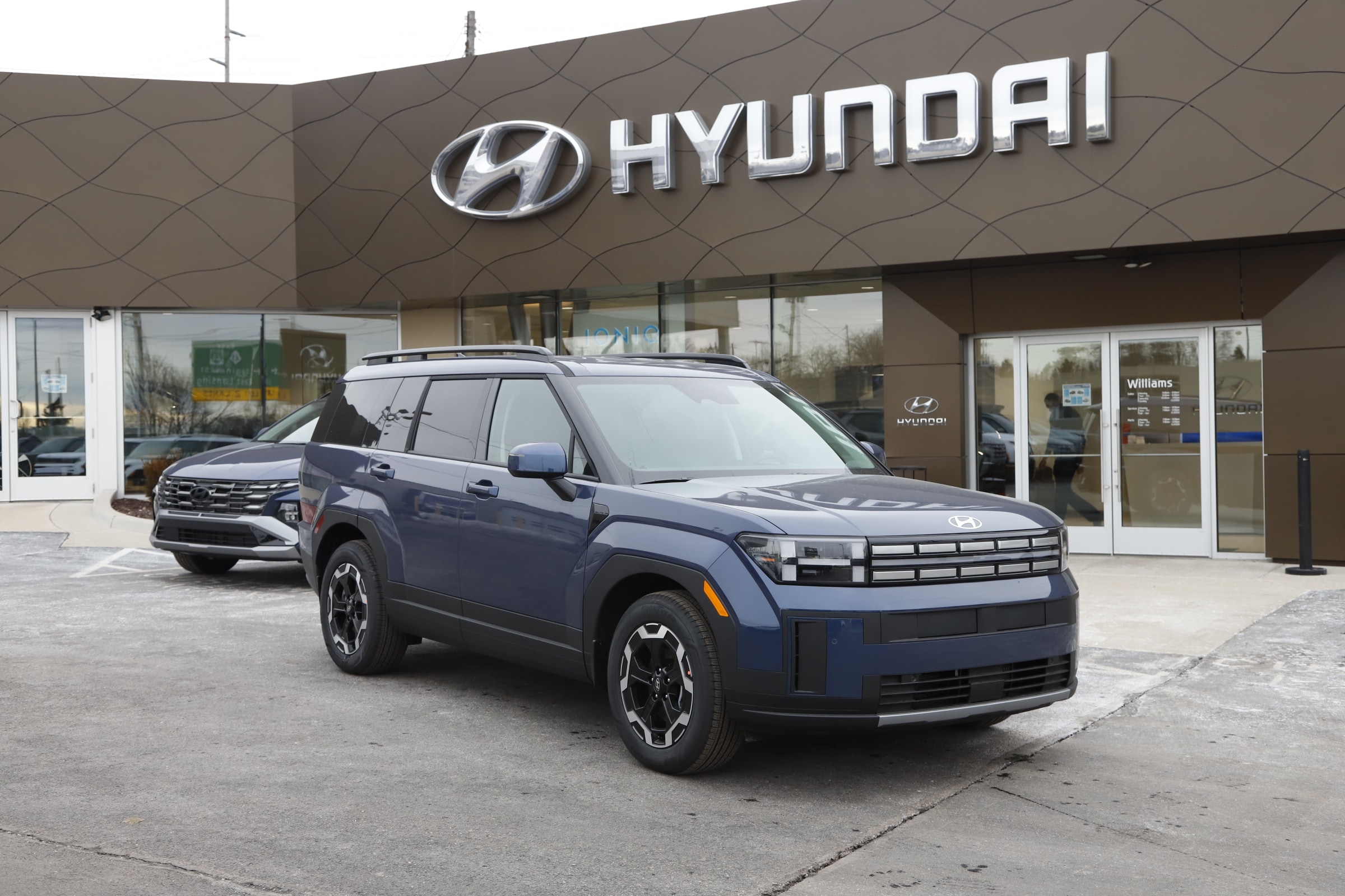 2026 Hyundai Santa Fe SEL's photo