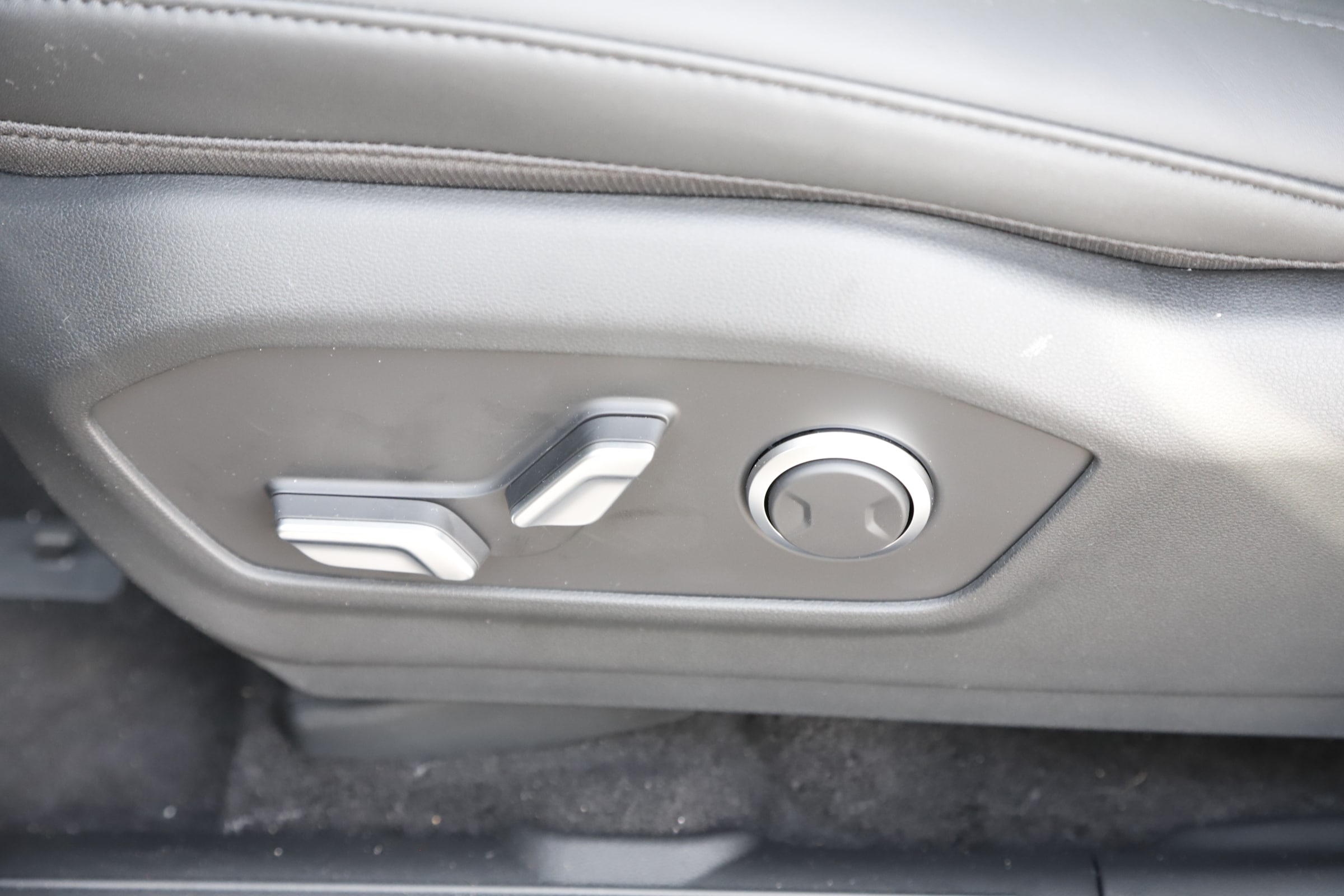 2026 Hyundai Santa Fe SEL - Photo 16