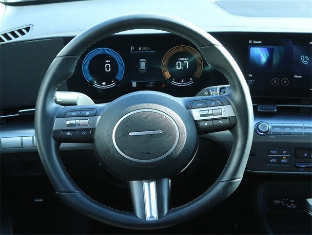2024 Hyundai Kona SEL photo 18