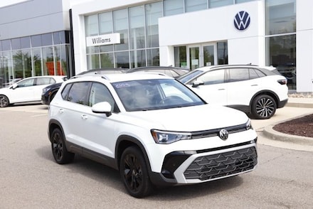 2025 Volkswagen Taos 1.5T SE SUV