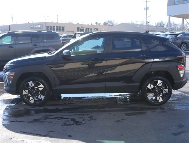 2024 Hyundai Kona SEL photo 7