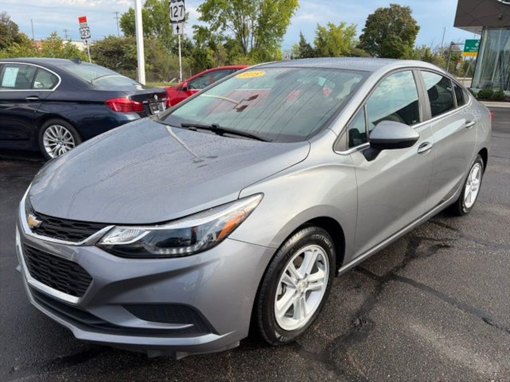 Used 2018 Chevrolet Cruze LT Sedan
