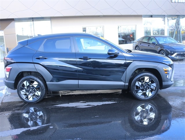 Certified 2024 Hyundai Kona SEL with VIN KM8HBCAB3RU120973 for sale in Lansing, MI