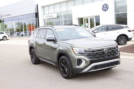 2025 Volkswagen Atlas 2.0T Peak Edition SUV