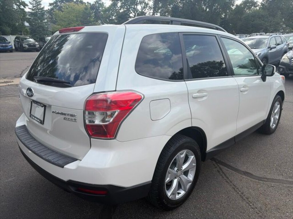 Used 2015 Subaru Forester 2.5i Premium SUV