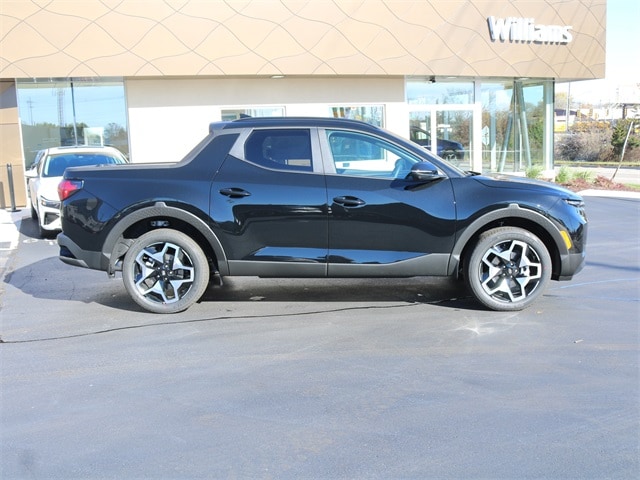 Certified 2024 Hyundai Santa Cruz Limited with VIN 5NTJEDAF0RH094348 for sale in Lansing, MI
