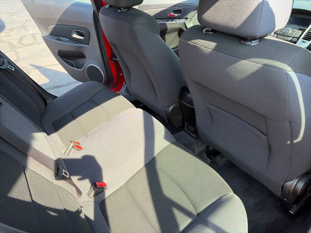 2016 Chevrolet Cruze Limited 1LT - Photo 6