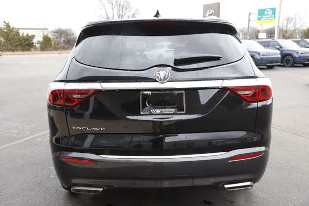 Used 2022 Buick Enclave Essence SUV