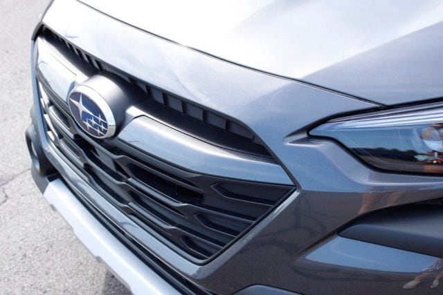 2025 Subaru Outback Limited - Photo 11