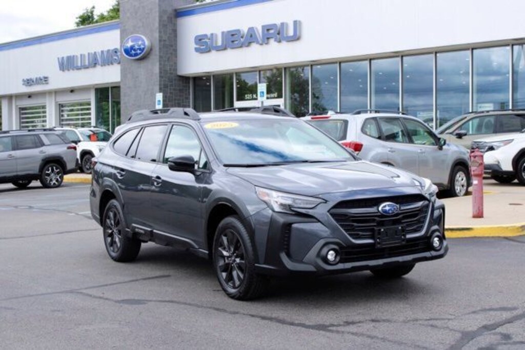 Used 2025 Subaru Outback Onyx Edition SUV