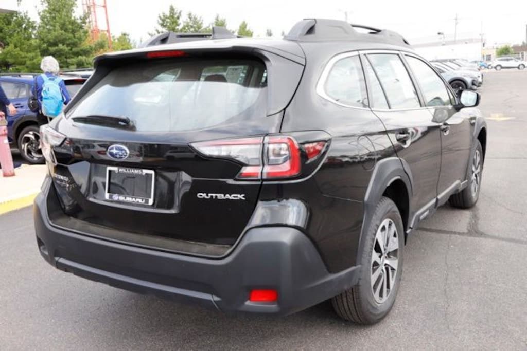 Used 2024 Subaru Outback Base SUV