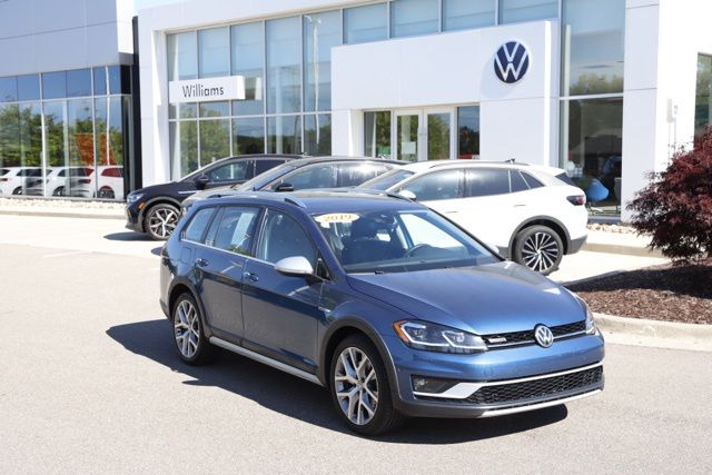 2019 Volkswagen Golf Alltrack TSI SEL 4Motion DSG's photo