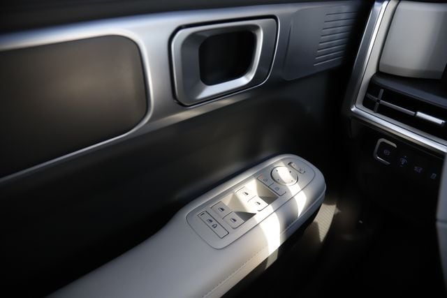 2025 Hyundai Santa Fe SEL - Photo 22