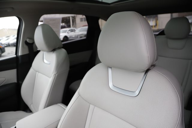 2025 Hyundai Tucson Limited - Photo 14