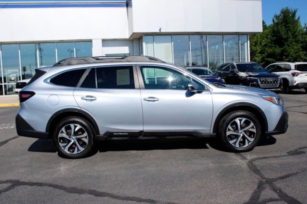 Used 2021 Subaru Outback Limited SUV