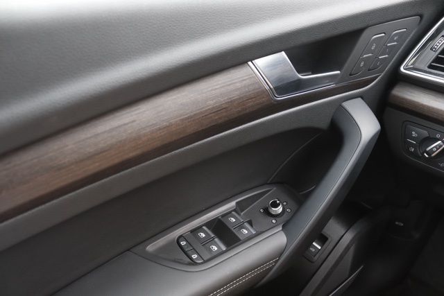 2025 Audi Q5 Premium Plus - Photo 24