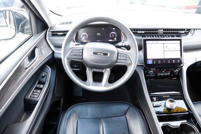2023 Jeep Grand Cherokee Limited - Photo 17