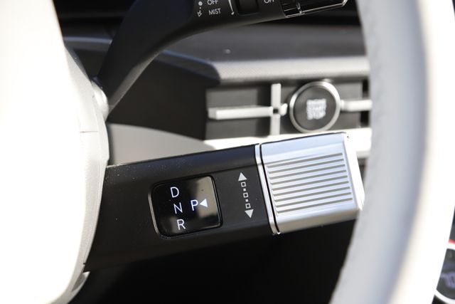 2025 Hyundai Santa Fe SEL - Photo 28