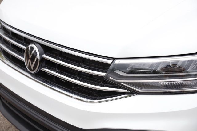 2023 Volkswagen Tiguan SE - Photo 8