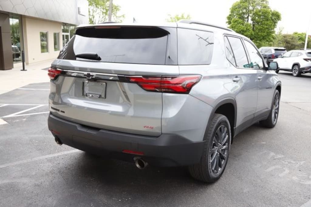 Used 2023 Chevrolet Traverse RS SUV