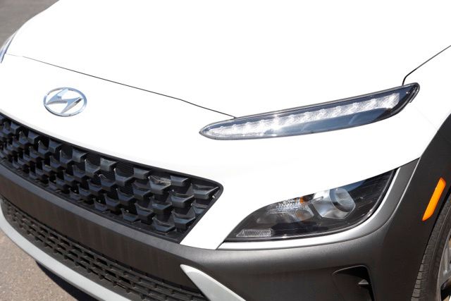 2023 Hyundai Kona SEL - Photo 12