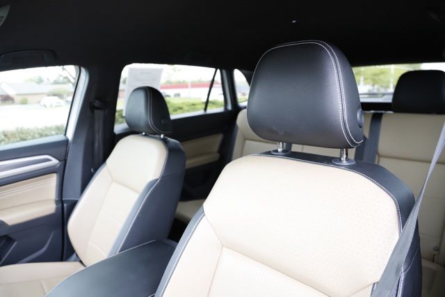 2023 Volkswagen Atlas Cross Sport SE w/Tech - Photo 12