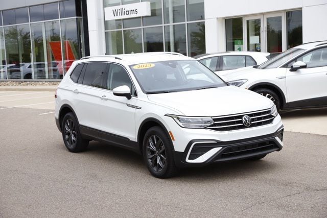 2023 Volkswagen Tiguan 2.0T SE 4Motion's photo
