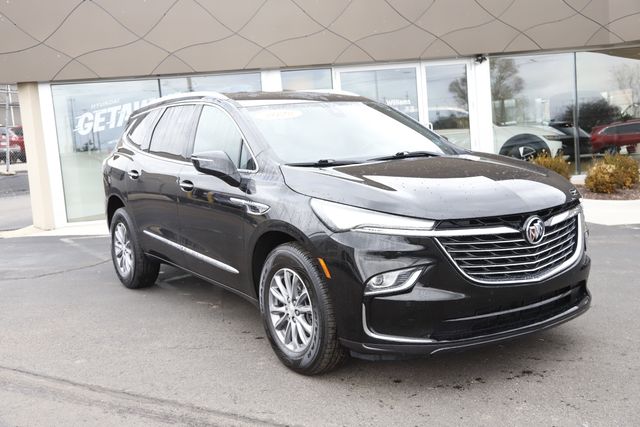 2022 Buick Enclave Essence's photo