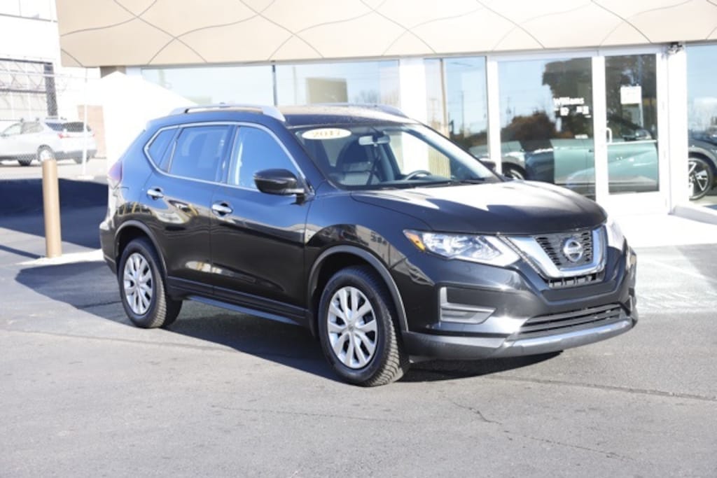 Used 2017 Nissan Rogue S SUV