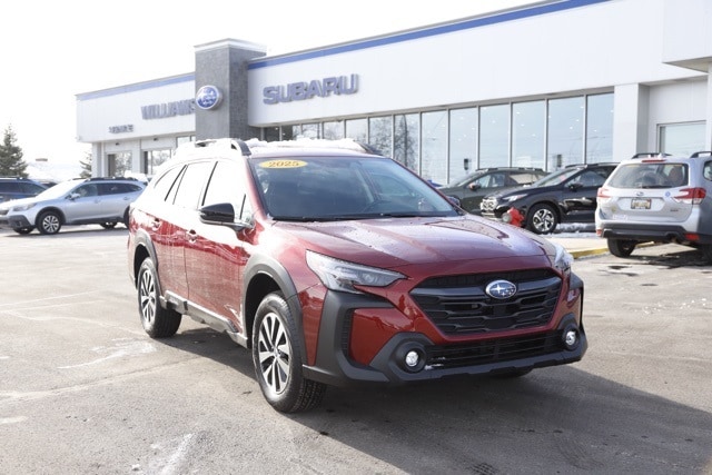 2025 Subaru Outback Premium's photo