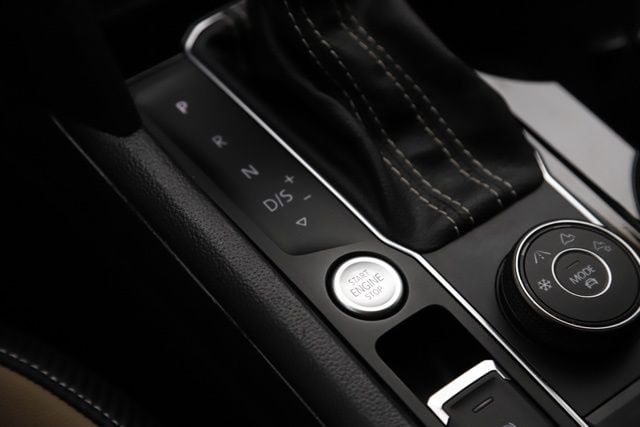 2023 Volkswagen Atlas Cross Sport SE w/Tech - Photo 23