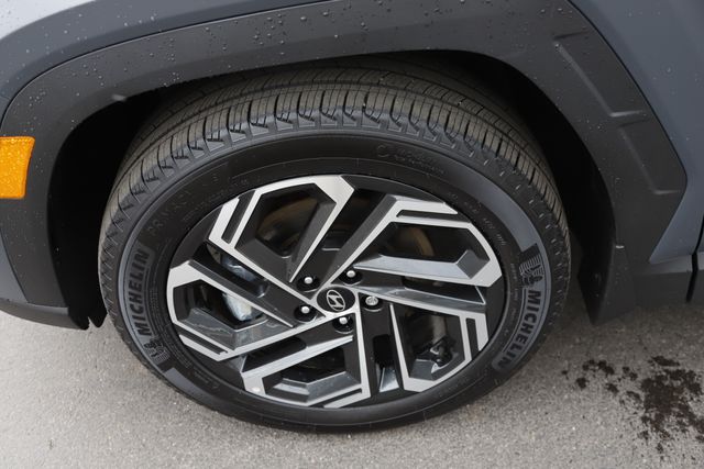 2025 Hyundai Tucson Limited - Photo 12