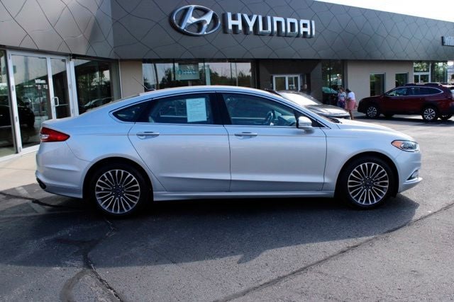 Used 2017 Ford Fusion SE with VIN 3FA6P0H96HR405595 for sale in Meridian charter Township, MI
