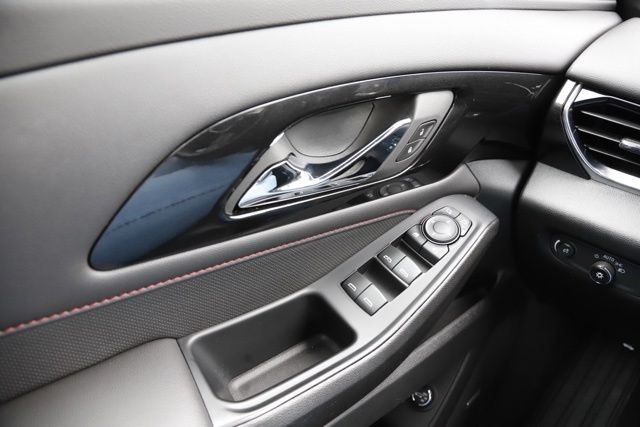 2023 Chevrolet Traverse RS - Photo 27