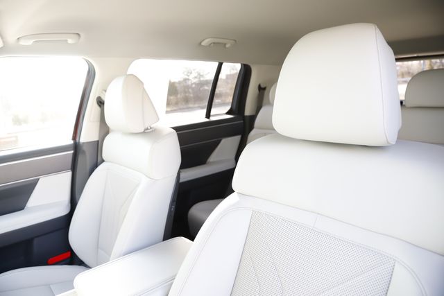 2025 Hyundai Santa Fe SEL - Photo 14
