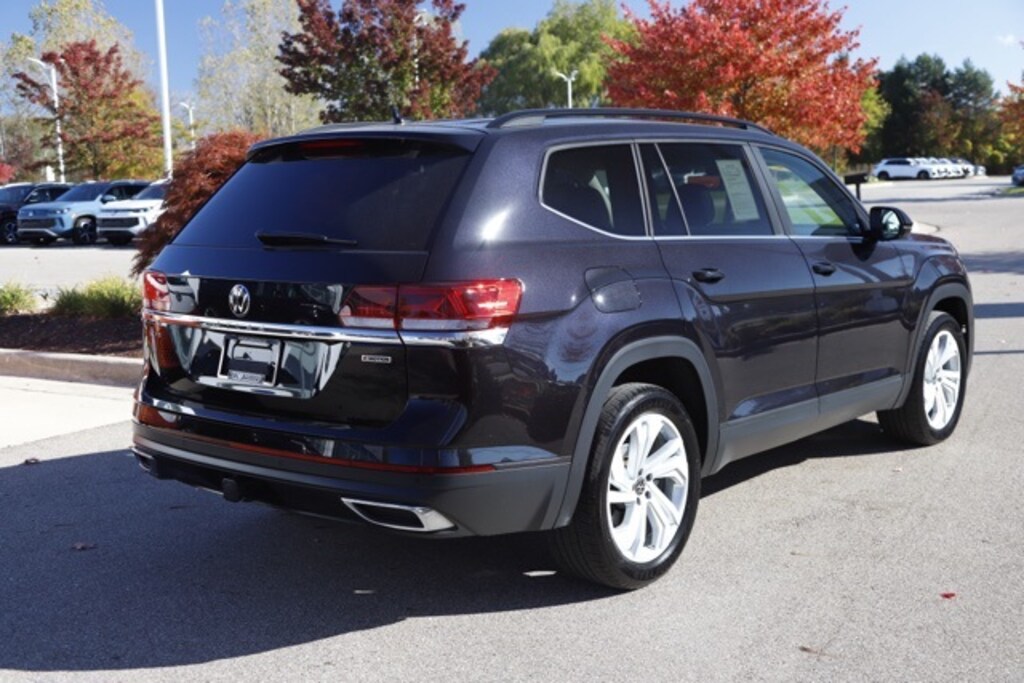 Used 2022 Volkswagen Atlas 3.6L V6 SE w/Technology SUV