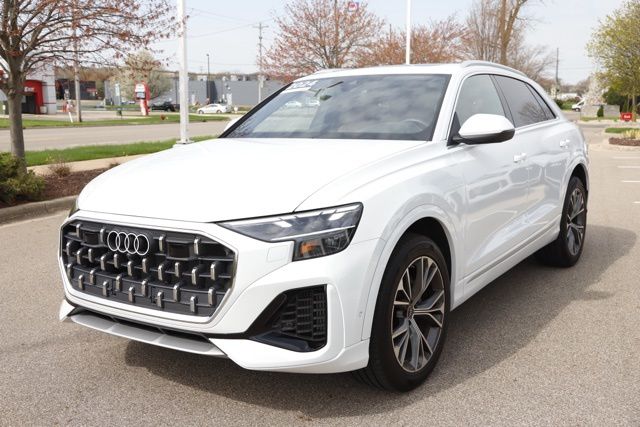 2024 Audi Q8 Premium - Photo 9