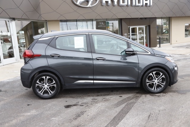 Used 2017 Chevrolet Bolt EV Premier with VIN 1G1FX6S0XH4187265 for sale in Meridian charter Township, MI