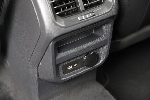 2023 Volkswagen Tiguan SE - Photo 14
