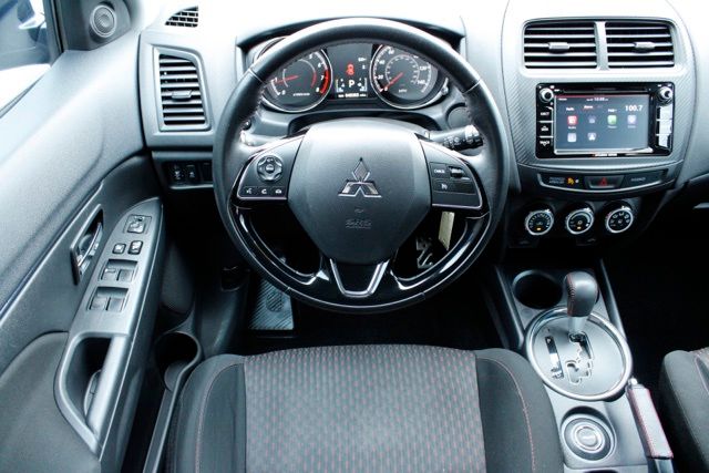 2017 Mitsubishi Outlander Sport LE - Photo 15